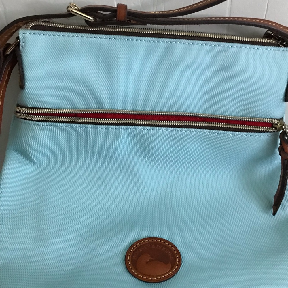 Dooney & Bourke crossbody bag